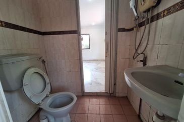 Bandar Sungai Long Bandar Sungai Long Selangor @ Double Storey Corner House For Sale