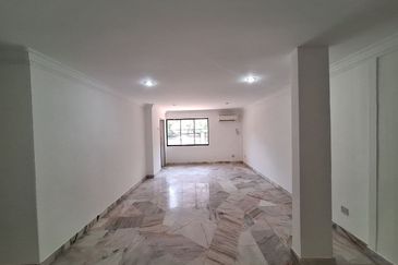 Bandar Sungai Long Bandar Sungai Long Selangor @ Double Storey Corner House For Sale