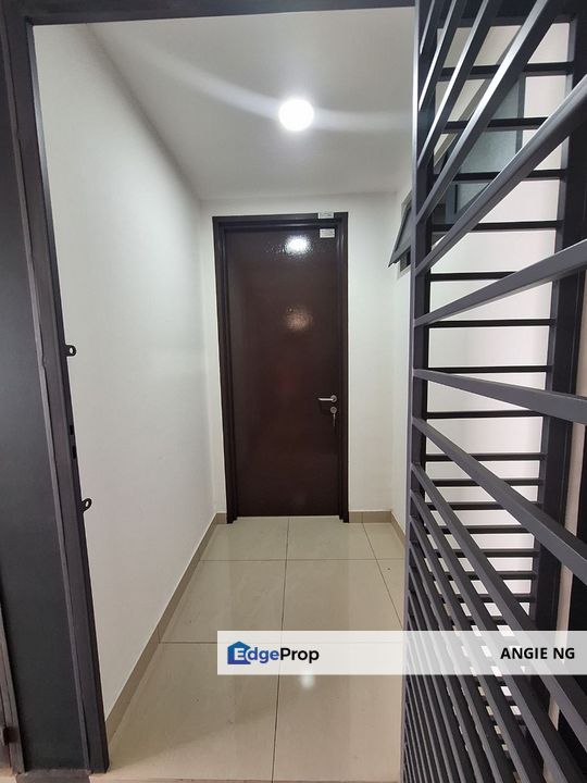 Menara Simfoni Seri Kembangan Selangor For Sale, Selangor, Seri Kembangan