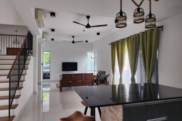 Parkfield Residences, Tropicana Heights