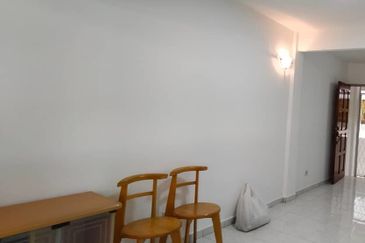 Dahlia Apartment, Pandan Indah