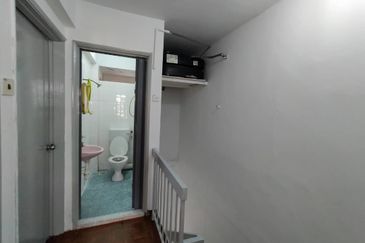 Dahlia Apartment, Pandan Indah