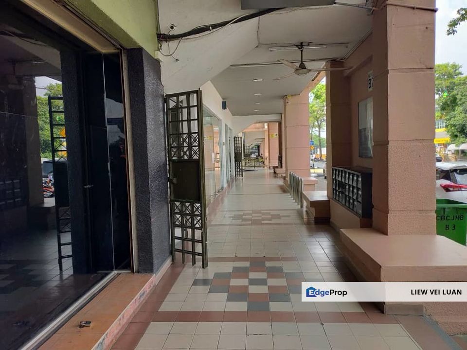 Cheras Business Centre,Cheras,Kuala Lumpur. Partation ready,partly furnish-for rent, Kuala Lumpur, Cheras