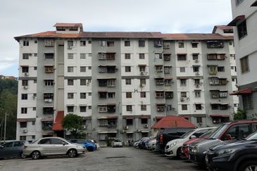 Segar Apartments