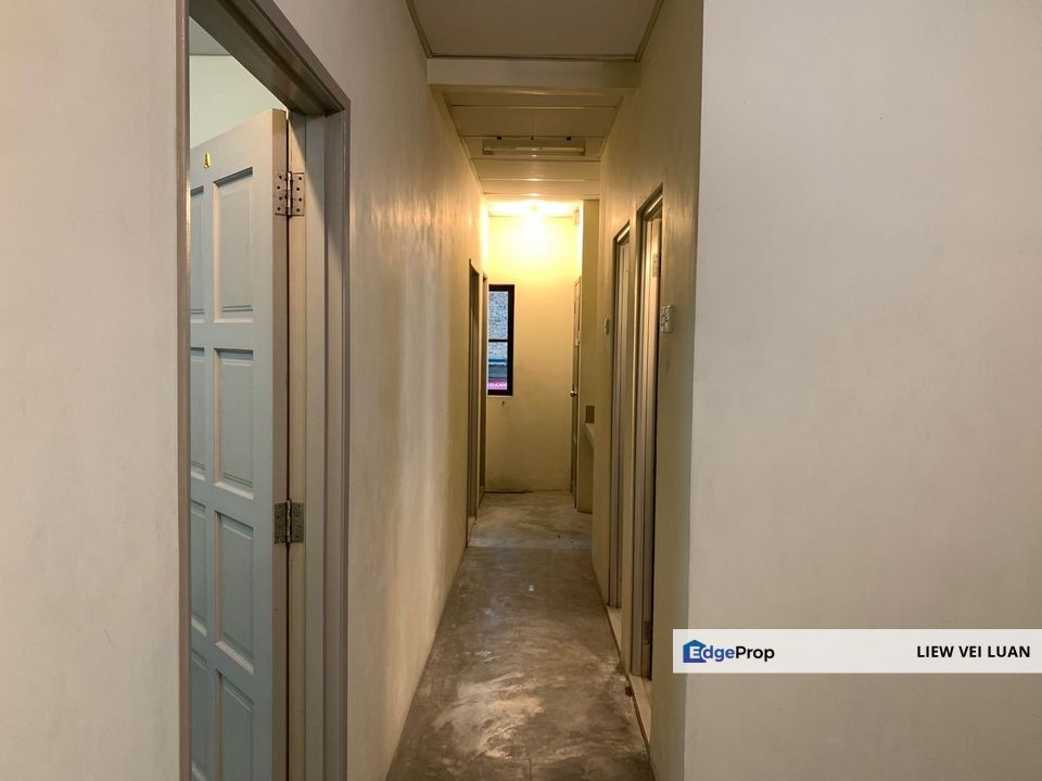 3 Storey Shop and Office beside main road, Kuala Lumpur, Cheras