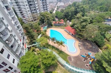 Awana Puri Condominiums