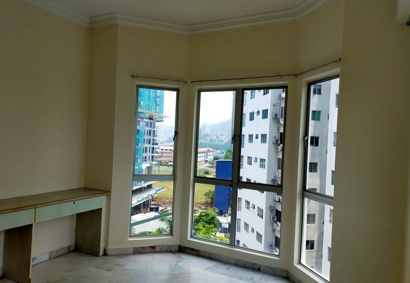 Awana Puri Condominiums