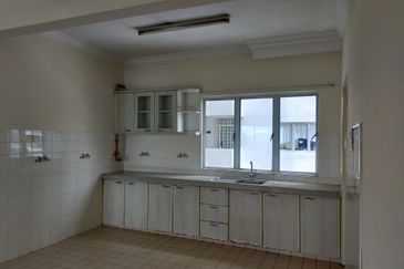 Awana Puri Condominiums