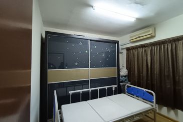 Pangsapuri Orkid, Bandar Mahkota Cheras