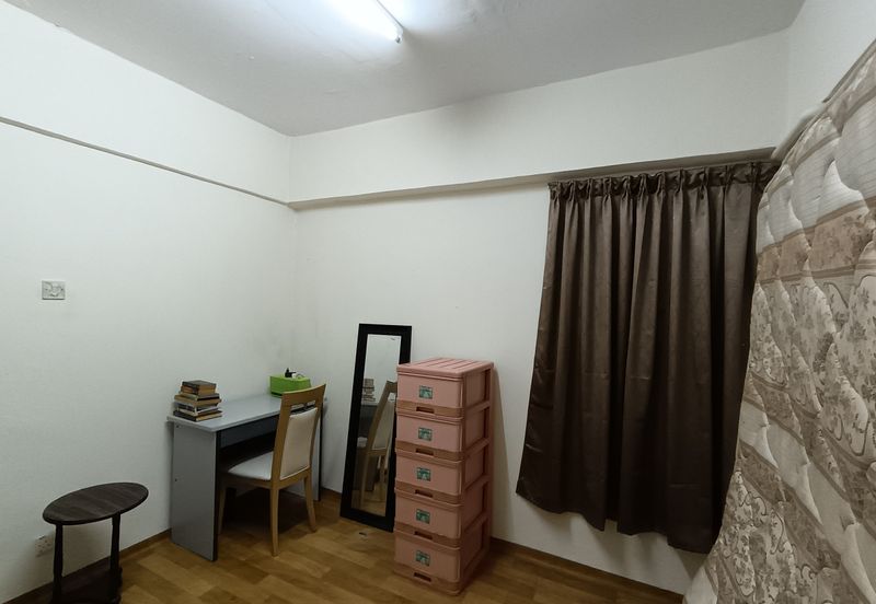 Pangsapuri Orkid, Bandar Mahkota Cheras