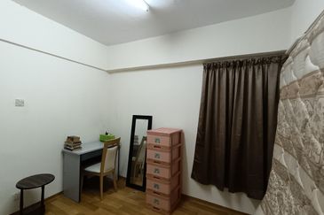 Pangsapuri Orkid, Bandar Mahkota Cheras