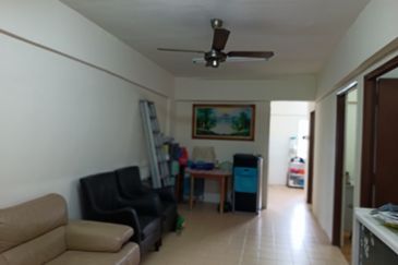 Pangsapuri Orkid, Bandar Mahkota Cheras