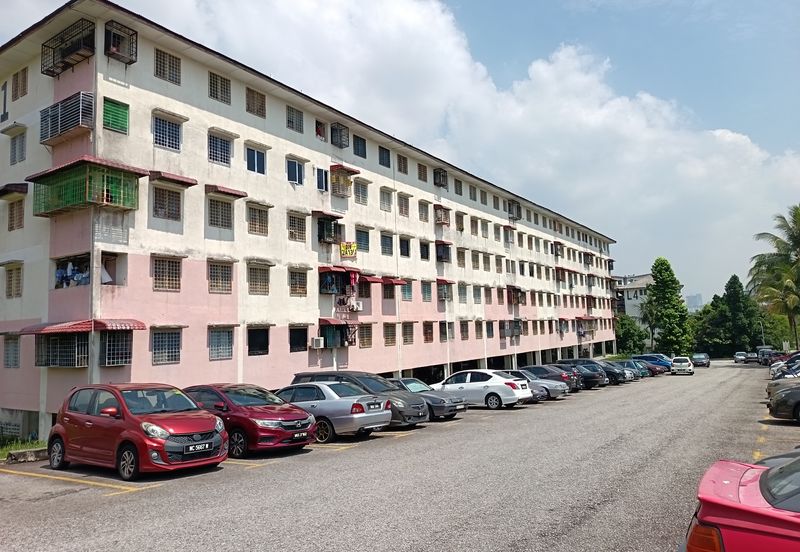 Pangsapuri Orkid, Bandar Mahkota Cheras