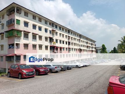 New Paint Pangsapuri Orkid, face Terrace House with 2 Air-cond, Water heater ,easy Park,Cheap Sale, Selangor, Cheras