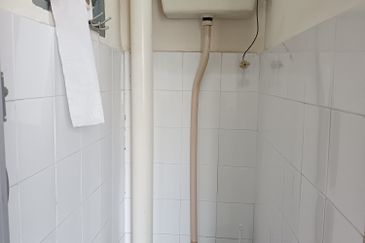 Pangsapuri Orkid, Bandar Mahkota Cheras