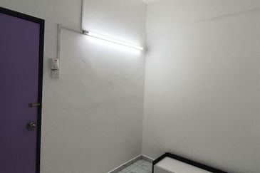 Taman Pinggiran Putra