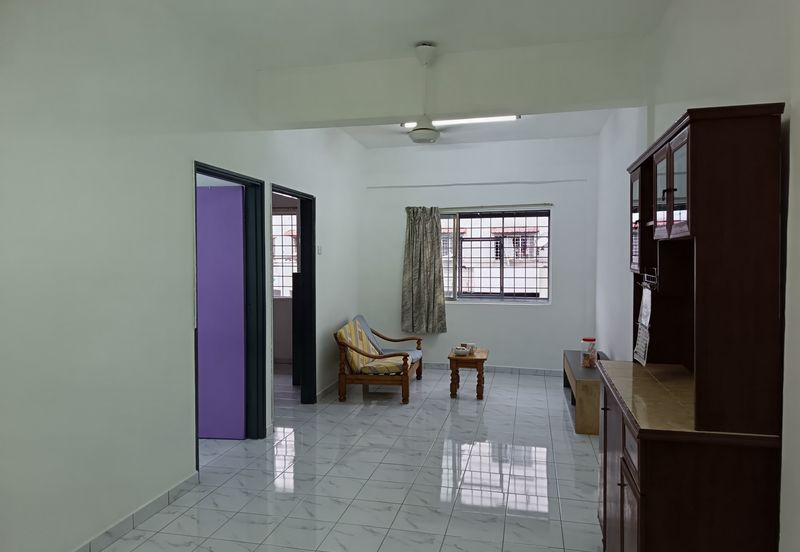 Taman Pinggiran Putra