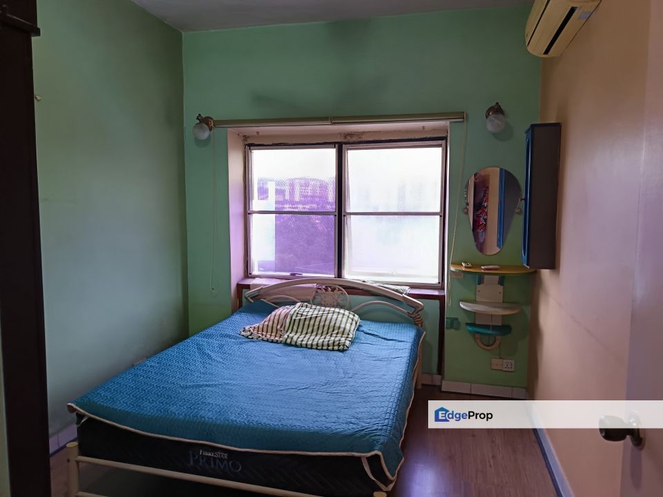 Taman Lembah Maju 600 Apartment,Ampang,near Pasar Pagi and Pasar Malam for sale , Selangor, Ampang