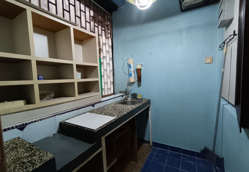 Taman Lembah Maju 600 Apartment