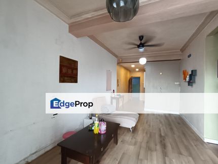 Taman Lembah Maju 600 Apartment,Ampang,near Pasar Pagi and Pasar Malam for sale , Selangor, Ampang