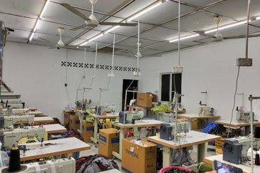 Kampung Cheras Baru,Cheras Single Storey Shop,Store ,Office or Light Industries Cheap Rent