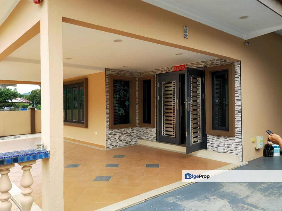 Beautiful Bungalow Kampung Tasik Permai,Ampang Selangor，moving in condition, Selangor, Ampang