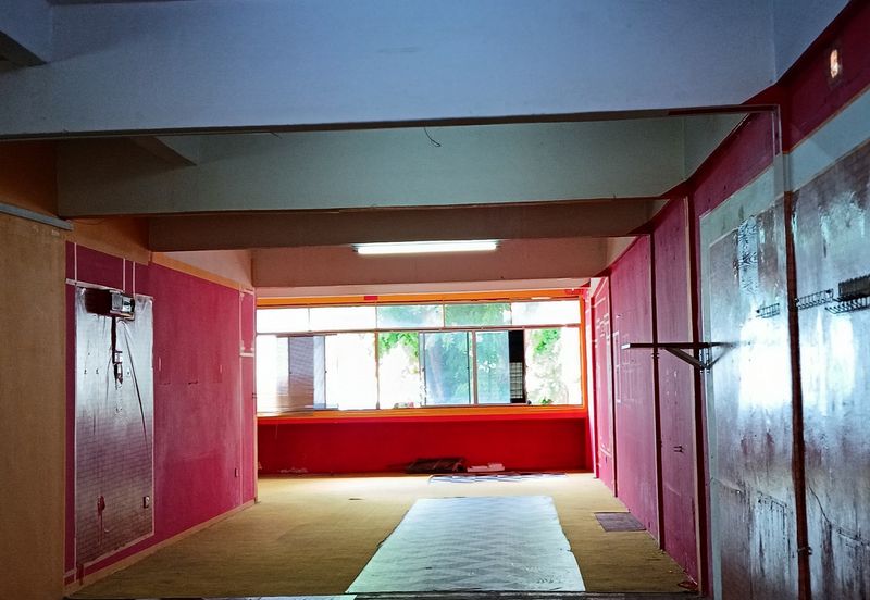 Taman Nirwana,Ampang,big Corner office easy park-for rent