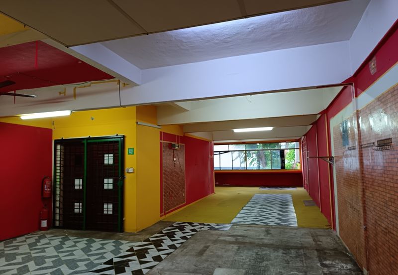 Taman Nirwana,Ampang,big Corner office easy park-for rent