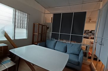 Kampung Cheras Baru  Single Storey for Store, Light Industries/Hostel big Road easy load and unload Goods 