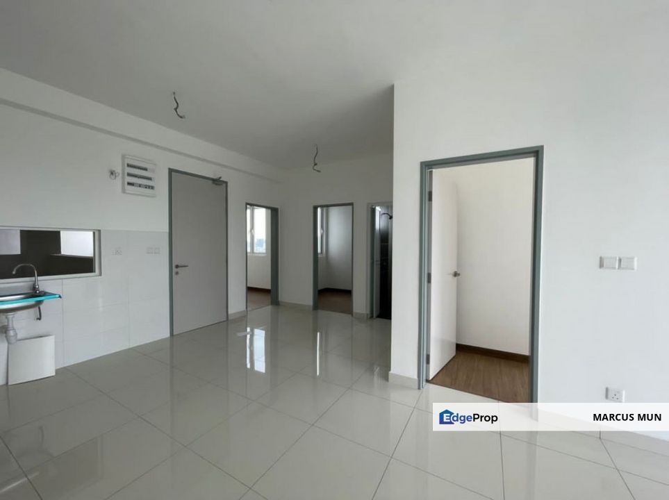 Rare Corner Unit 4r3b 2, Nice Kl View, 2 Parkings @ Lowest Floor, Kuala Lumpur, Bandar Baru Sri Petaling