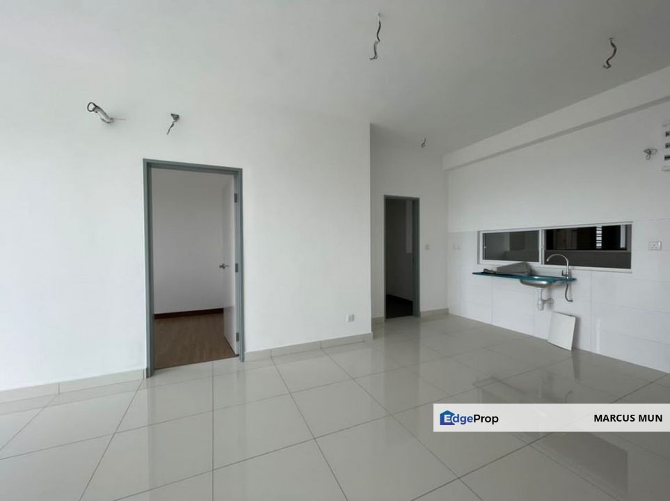 Rare Corner Unit 4r3b 2, Nice Kl View, 2 Parkings @ Lowest Floor, Kuala Lumpur, Bandar Baru Sri Petaling