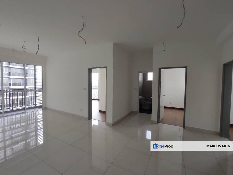 Rare unit sell below Market Value, One of the best buy in Pinnacle !, Kuala Lumpur, Bandar Baru Sri Petaling