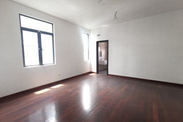 Bandar Sungai Long, Selangor Bungalow House