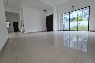 Bandar Sungai Long, Bandar Sungai Long, Selangor Bungalow House