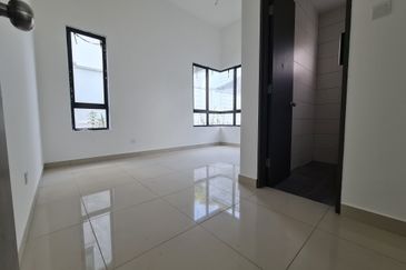 Bandar Sungai Long, Bandar Sungai Long, Selangor Bungalow House