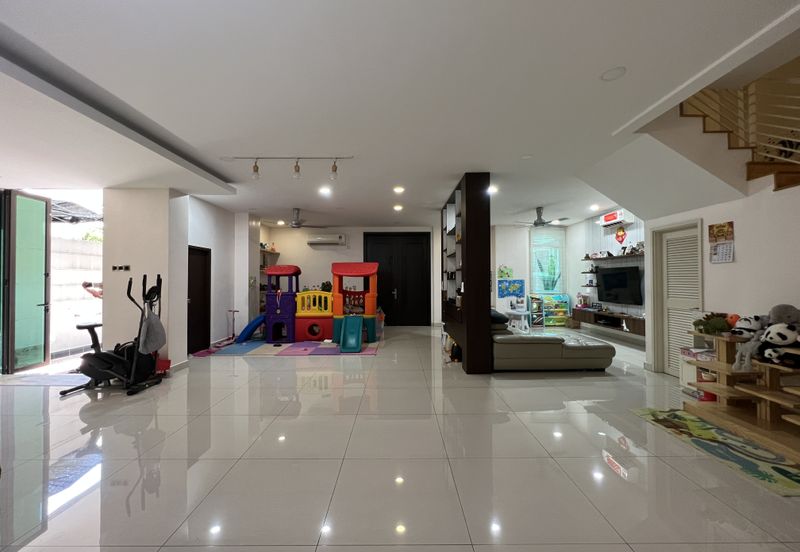 Bandar Tun Hussein Onn