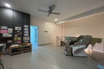 Bandar Tun Hussein Onn