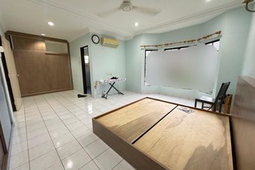 Bandar Sungai Long, Bandar Sungai Long, Selangor Semi-D House