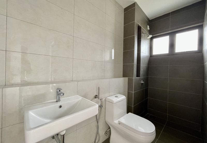 Legasi 2 , Bandar Kinrara