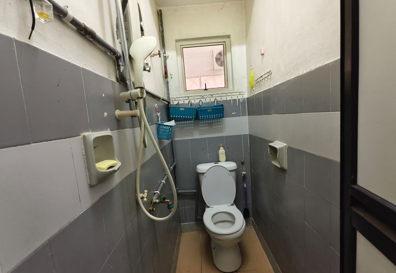 SL7, Bandar Sungai Long