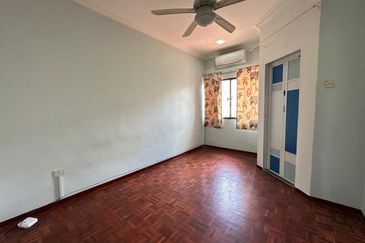 SL 2, Bandar Sungai Long