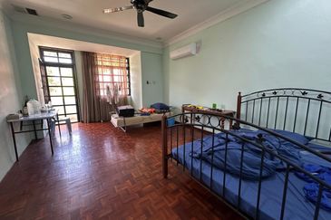 SL 2, Bandar Sungai Long