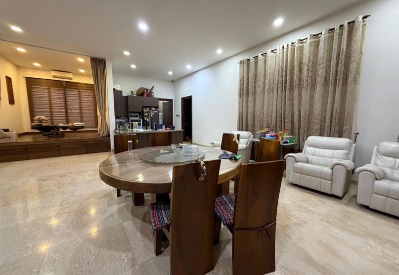 Bandar Tun Hussein Onn