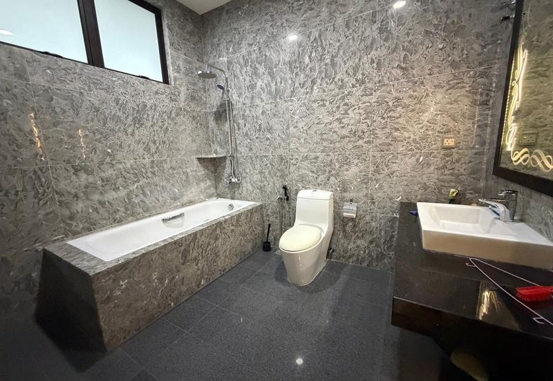 Bandar Tun Hussein Onn