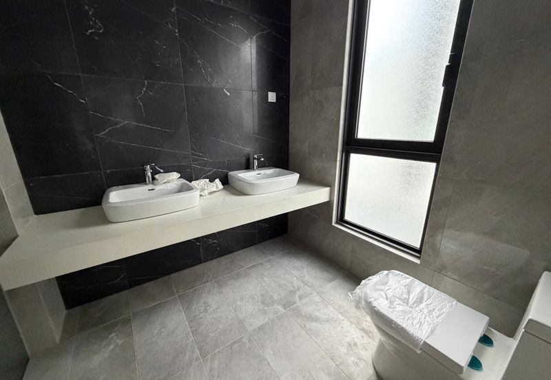 Twin Palm Latania 2, Bandar Sungai Long Semi-D House