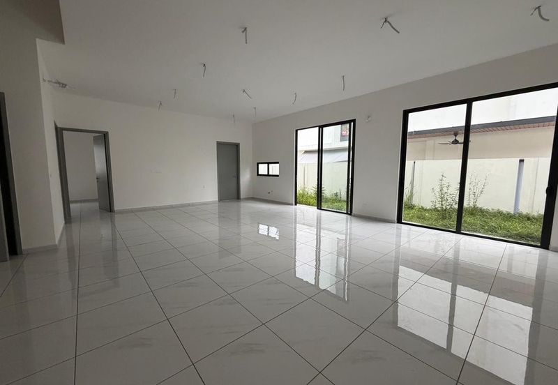 Twin Palm Latania 2, Bandar Sungai Long Semi-D House