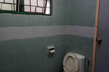 SL 4, Bandar Sungai Long