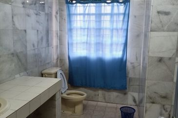 SL 4, Bandar Sungai Long