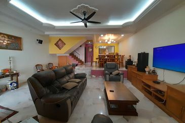 SL7, Bandar Sungai Long