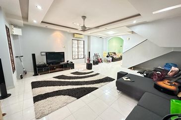 Bandar Sungai Long, Bandar Sungai Long, Selangor Terrace House @ Corner